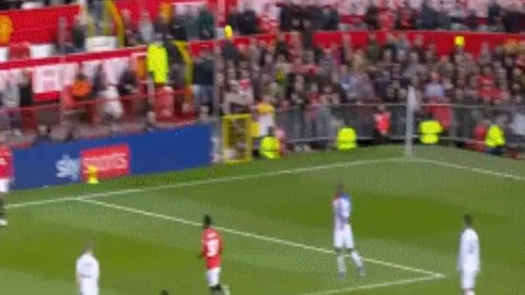 “凯恩再展神威，德甲19队皆受挫，奥利塞助力双杀，萨内成就新里程碑，拜仁惊险幸免于难”